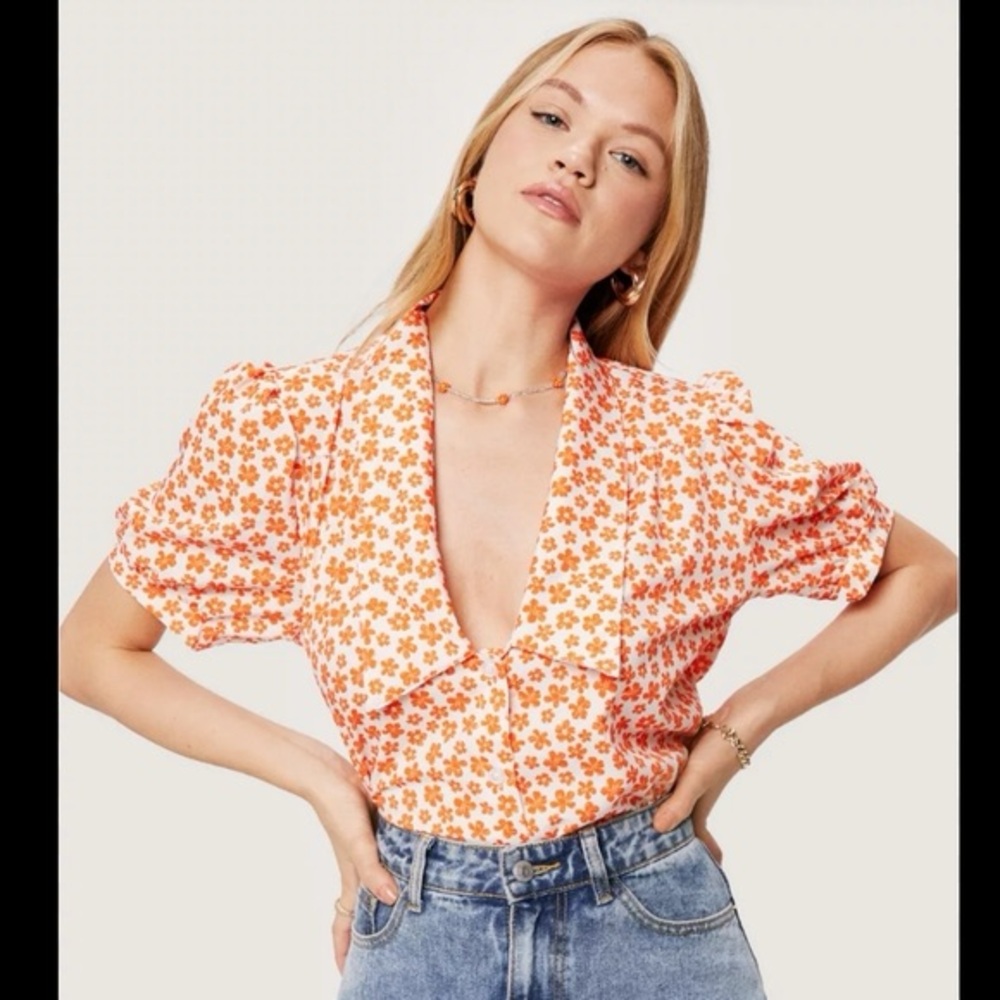 Nasty Gal Orange Floral Button Down Top – Women’s Small
